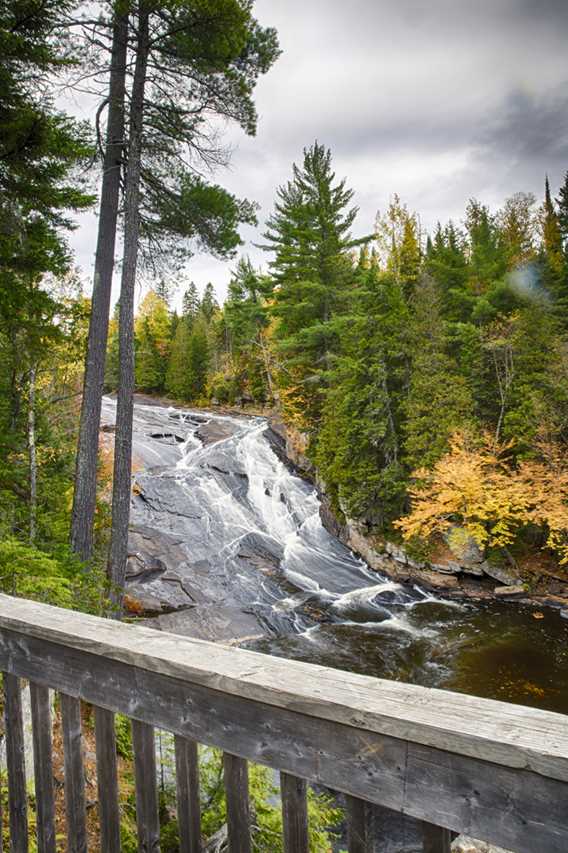Parc régional des chutes du Calvaire en automne